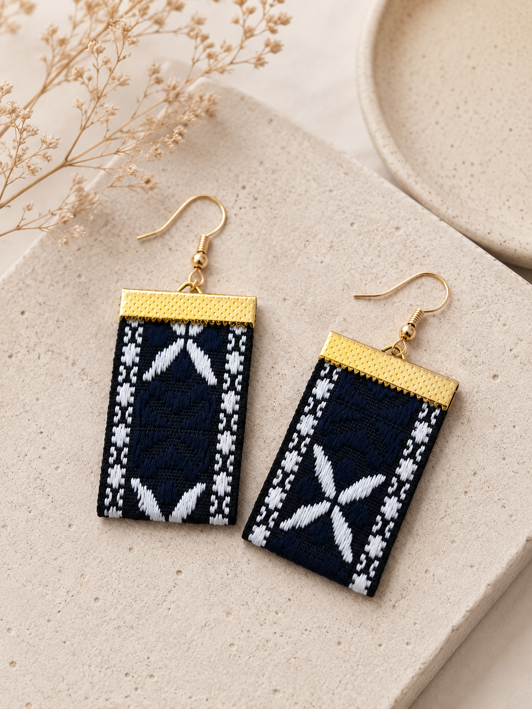 Poly Queen Earrings