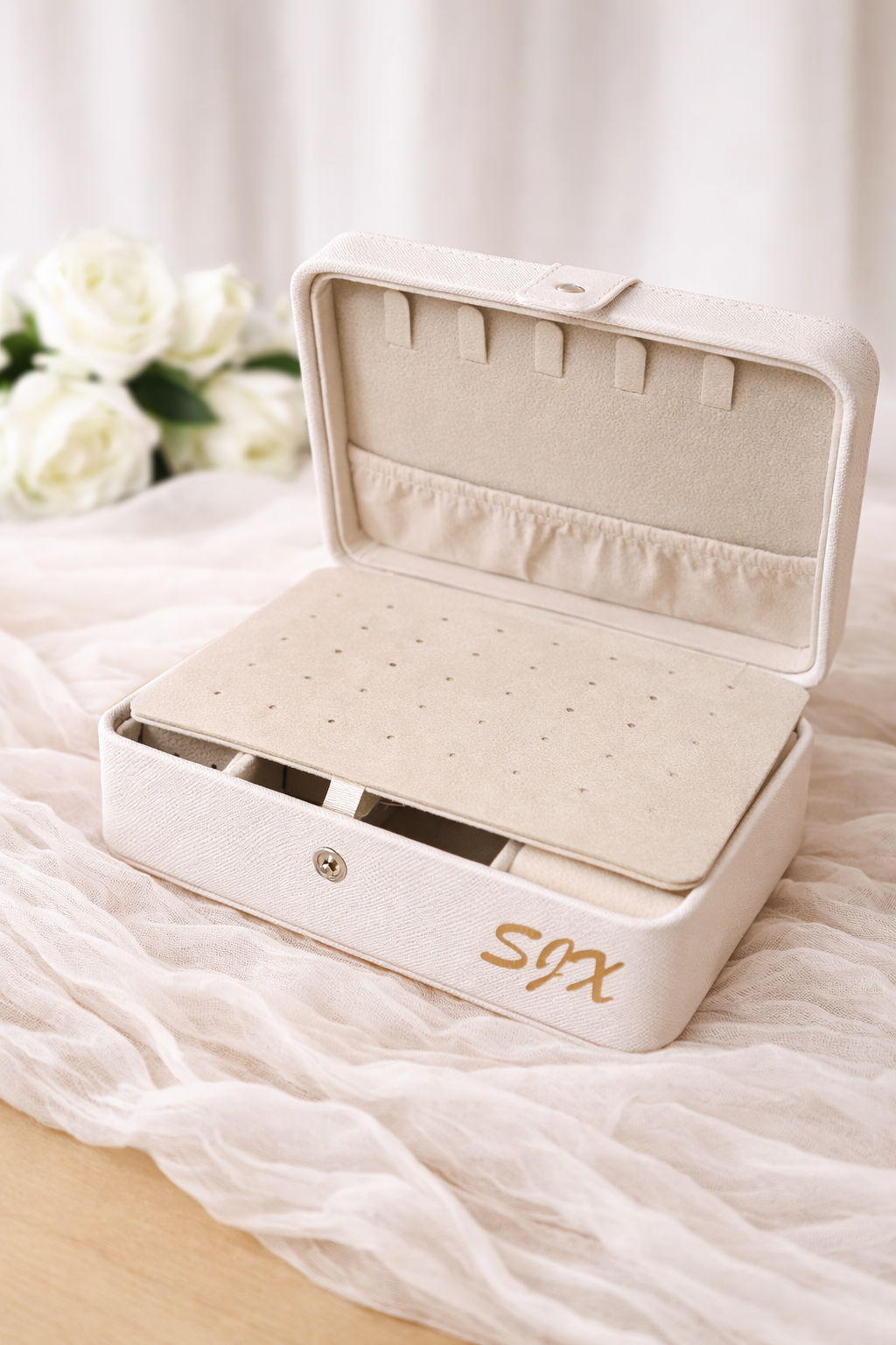 Going Live 7pm! 18th April        SJX Collections Custom Jewellery Boxes